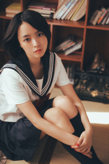 年轻漂亮秘书